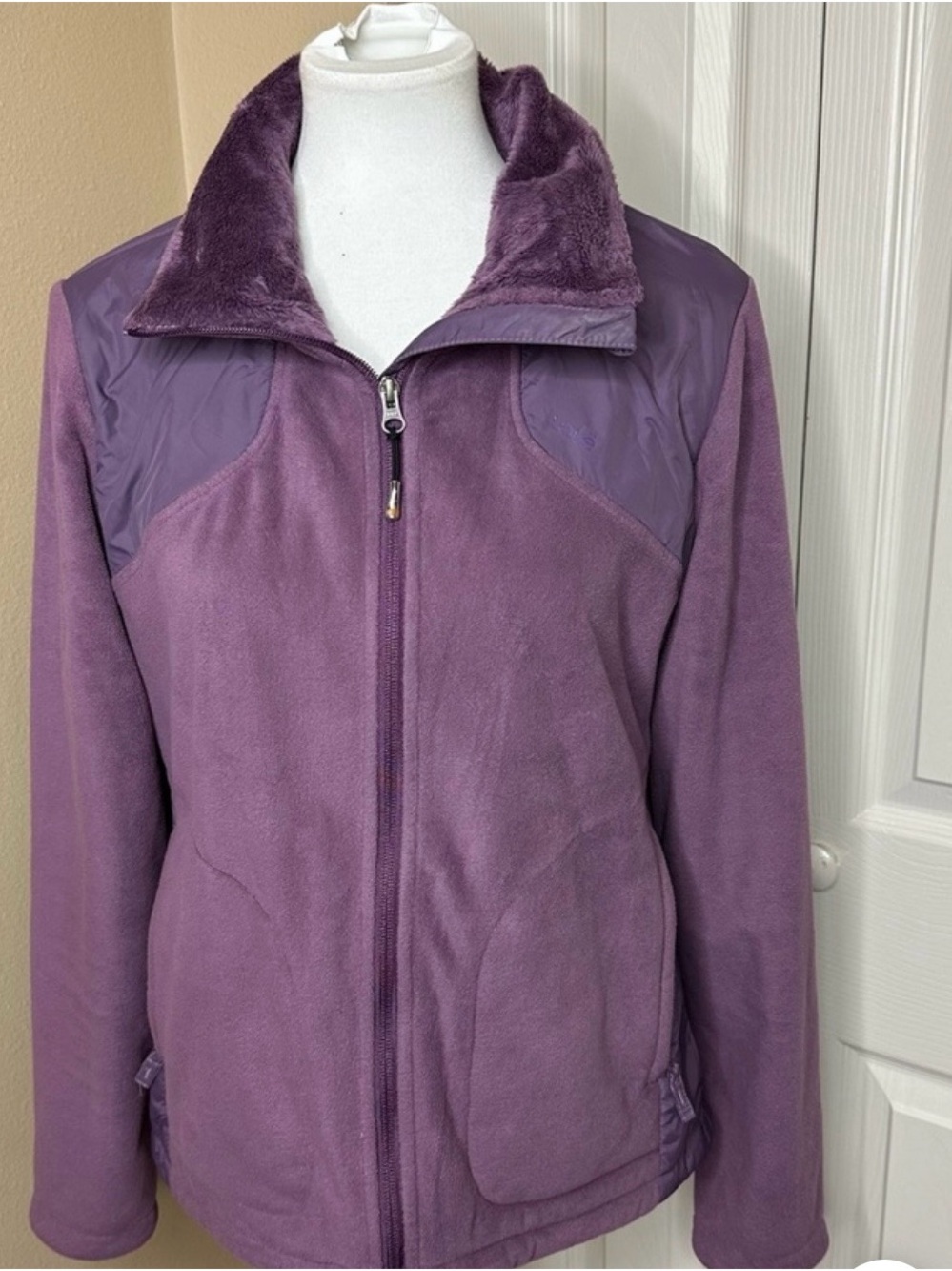Lole Women's Lavender Plush Fleece Jacket with Quilted Yoke